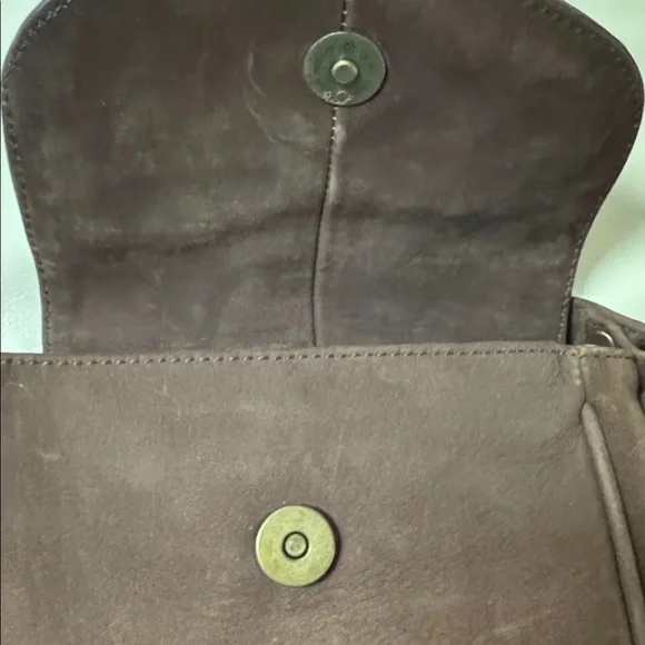 Claudio Ferrici Brown Suede Adjustable Strap Crossbody - Picture 7 of 8
